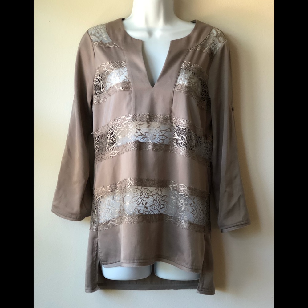 BCBGMAXAZRIA 3/4 Sleeve Blouse